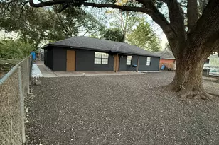 4323 Jamie Ln E, Houston, TX 77048 - Photo 1