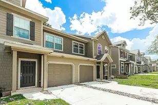 61 Woodland Hills Dr, Conroe, TX 77303 - Photo 1