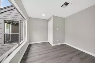 9592 Doliver Dr, Houston, TX 77063 - Photo 35