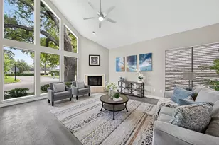 9592 Doliver Dr, Houston, TX 77063 - Photo 39