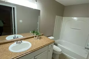 8825 E Buffalo Cir, Willis, TX 77378 - Photo 13