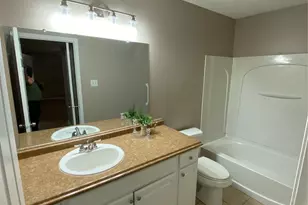 8825 E Buffalo Cir, Willis, TX 77378 - Photo 11