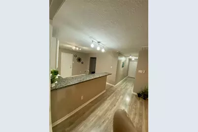 8825 E Buffalo Circle, Willis, TX 77378 - Photo 5