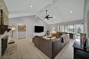 1059 Richelieu Ln, Houston, TX 77018 - Photo 11