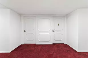 5050 Ambassador Way, Houston, TX 77056 - Photo 9