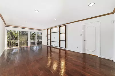 5050 Ambassador Way #309, Houston, TX 77056 - Photo 11