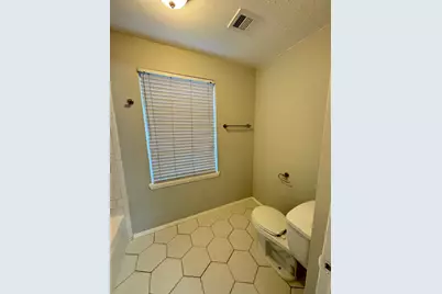 9809 Richmond Avenue #J1, Houston, TX 77042 - Photo 15