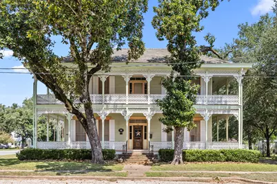 236 Preston Street, Columbus, TX 78934 - Photo 1