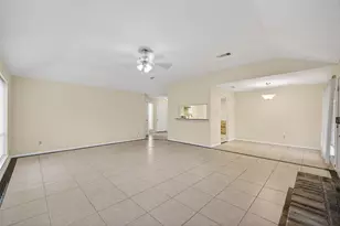 16738 Quailbriar, Missouri City, TX 77489 - Photo 9