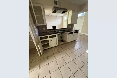 627 Baywood Street, La Porte, TX 77571 - Photo 5