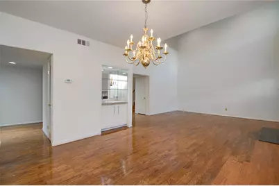 6 Town Oaks Place, Bellaire, TX 77401 - Photo 9