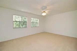 6 Town Oaks Pl, Bellaire, TX 77401 - Photo 23