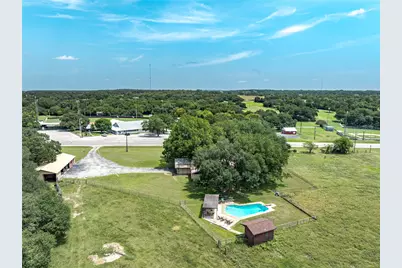 1226 E US Highway 90, Flatonia, TX 78941 - Photo 27