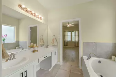 82 Road 6607, Dayton, TX 77535 - Photo 27