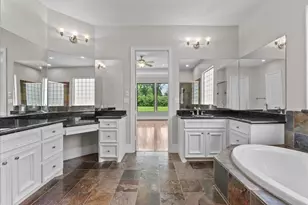 205 Del Monte Dr, Friendswood, TX 77546 - Photo 33