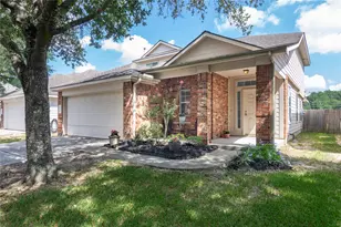 11746 Pinemeade Ln, Tomball, TX 77375 - Photo 1