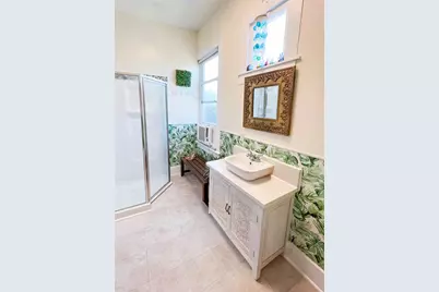 2008 - 2010 Avenue O 1/2, Galveston, TX 77550 - Photo 11