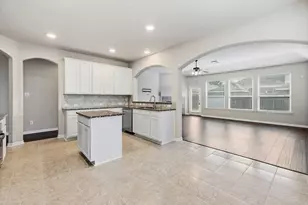 13814 Parkers Cove, Houston, TX 77044 - Photo 19