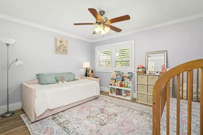 9018 Mullins Drive, Houston, TX 77096 - Photo 15