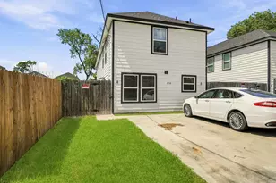 8705 Bertwood St, Houston, TX 77016 - Photo 19