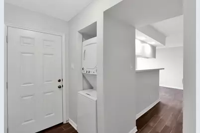 7047 Bissonnet Street #117, Houston, TX 77074 - Photo 9