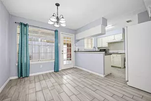 12027 Corona Ln, Houston, TX 77072 - Photo 15