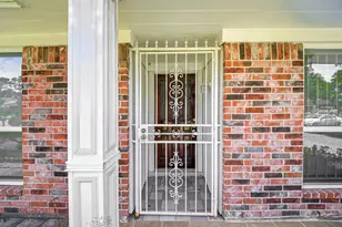 12027 Corona Ln, Houston, TX 77072 - Photo 7