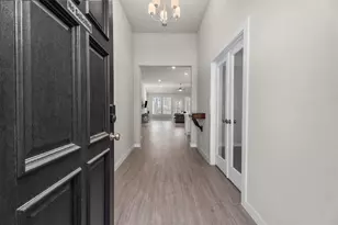 713 Ivory Crk Ct, Willis, TX 77378 - Photo 3