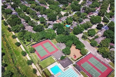 11804 Westmere Drive, Houston, TX 77077 - Photo 33