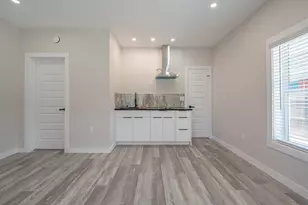 4202 Clay St, Houston, TX 77023 - Photo 15