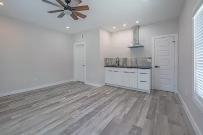 4202 Clay Street #A/C, Houston, TX 77023 - Photo 13