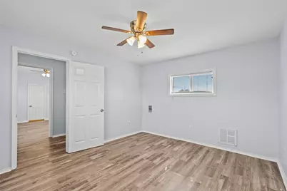 228 Orange Street, La Marque, TX 77568 - Photo 13