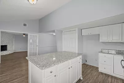 228 Orange Street, La Marque, TX 77568 - Photo 7