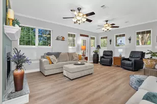 13997 Challenger Dr, Willis, TX 77318 - Photo 9