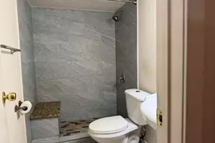 6701 Sands Point Dr, Houston, TX 77074 - Photo 7