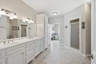 207 Heartfield Ln, Anahuac, TX 77514 - Photo 17