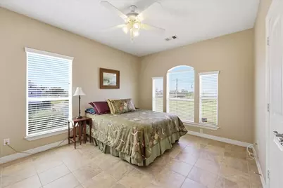 207 Heartfield Lane, Anahuac, TX 77514 - Photo 19