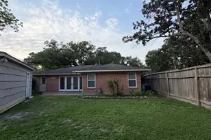 5339 Carew St, Houston, TX 77096 - Photo 19