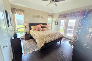 122 April Breeze St, Conroe, TX 77356 - Photo 35