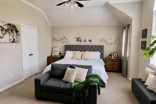 42 E Burberry Cir, The Woodlands, TX 77384 - Photo 11