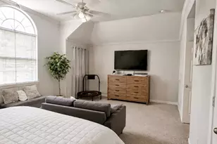 42 E Burberry Cir, The Woodlands, TX 77384 - Photo 13
