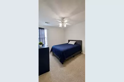 42 E Burberry Circle, The Woodlands, TX 77384 - Photo 15