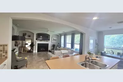 42 E Burberry Circle, The Woodlands, TX 77384 - Photo 19