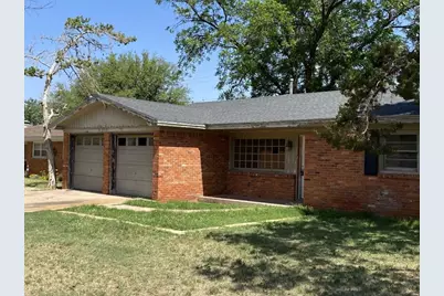 2112 70th Street, Lubbock, TX 79412 - Photo 1