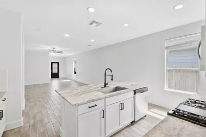 24751 Russet Bluff Trail, Houston, TX 77336 - Photo 9