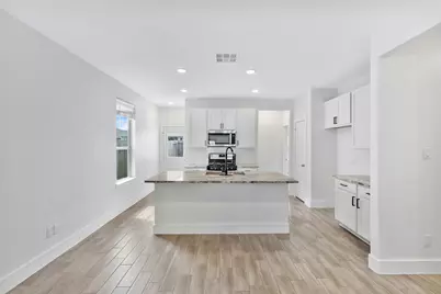 24751 Russet Bluff Trail, Houston, TX 77336 - Photo 7