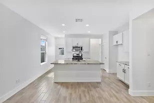 24751 Russet Bluff Trl, Houston, TX 77336 - Photo 7