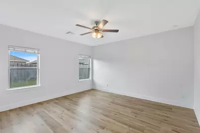 24751 Russet Bluff Trail, Houston, TX 77336 - Photo 23