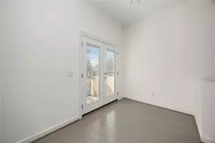 939 Colorado, Houston, TX 77007 - Photo 31