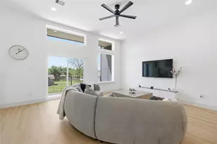 5505 Hershe St, Houston, TX 77020 - Photo 3
